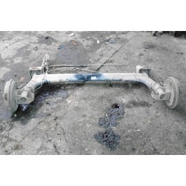 заден мост VW PASSAT 1.8 90 к.с. комби 92 г.