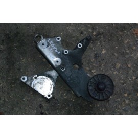 лапа (стойка) RENAULT LAGUNA 2.0 16v 139 к.с.(93-00)