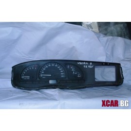километраж OPEL VECTRA B 1.6 16V (1996-2002) хечбек